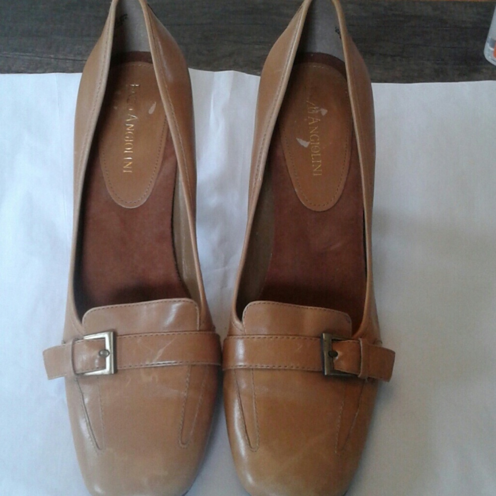 Enzo Angiolini Tan  shoes.